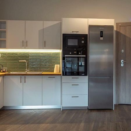 The Apartment 2 Bdrs/2 Baths Luxury Residence Атина Екстериор снимка