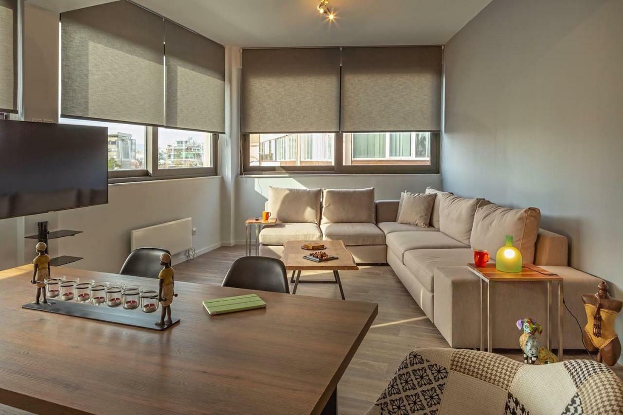 The Apartment 2 Bdrs/2 Baths Luxury Residence Атина Екстериор снимка
