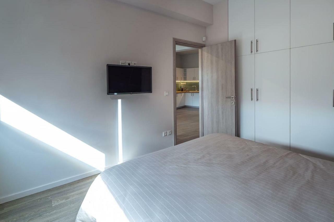 The Apartment 2 Bdrs/2 Baths Luxury Residence Атина Екстериор снимка
